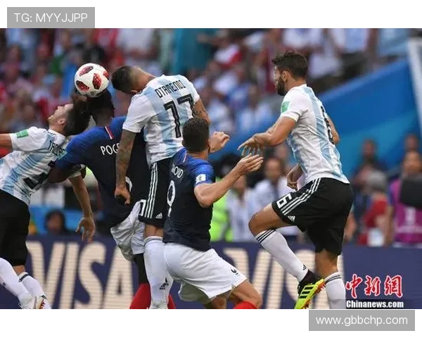 斯温登俱乐部发展历程与球队精神传承探究 斯温登俱乐部发展历程与球队精神传承探究