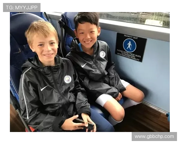 曼城足球俱乐部崛起之路从青训到欧洲霸主的成长历程