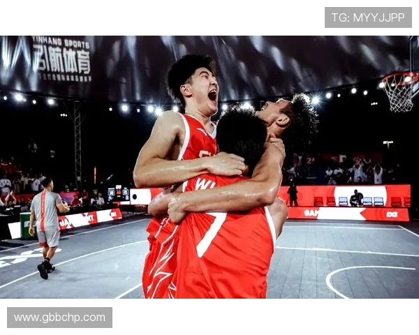 中国男篮迎战美国队力争逆袭 世界杯预选赛决战进入高潮