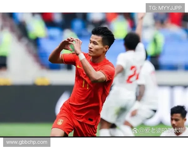 国足再创佳绩全场鏖战逆转取胜展现团队精神与不屈斗志 国足再创佳绩全场鏖战逆转取胜展现团队精神与不屈斗志