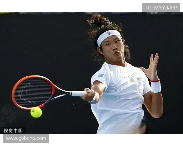 中国网球新星再创佳绩勇夺国际公开赛冠军引领亚洲网坛新风潮 中国网球新星再创佳绩勇夺国际公开赛冠军引领亚洲网坛新风潮