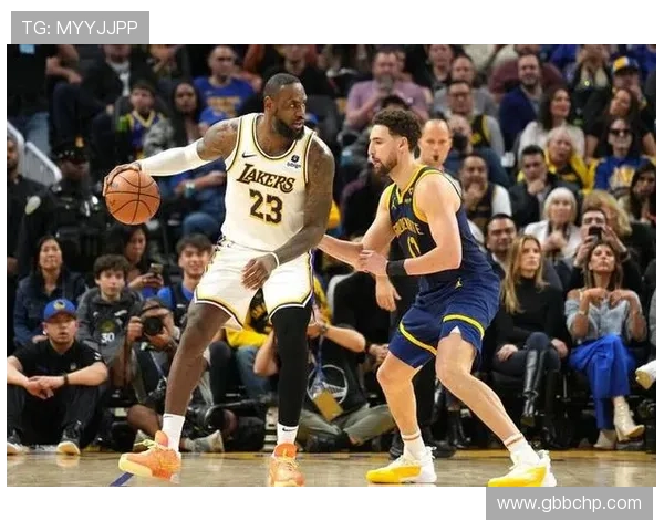 浓眉25分助湖人击败勇士 詹姆斯伤情无碍小心翼翼恢复中 浓眉25分助湖人击败勇士 詹姆斯伤情无碍小心翼翼恢复中