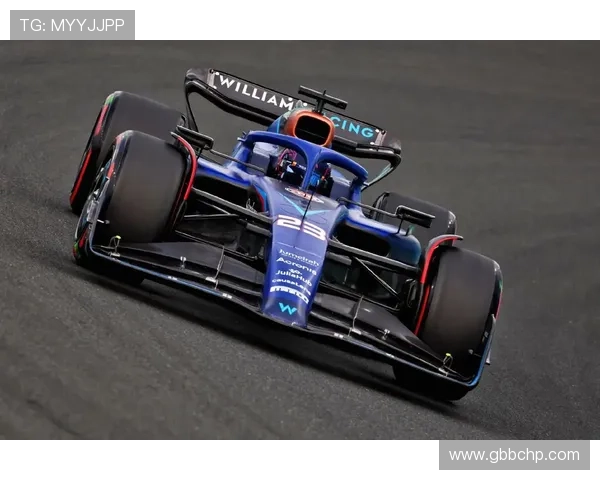 F1赛季最新动态：车队调整与车手表现引关注，2025年赛事前景展望