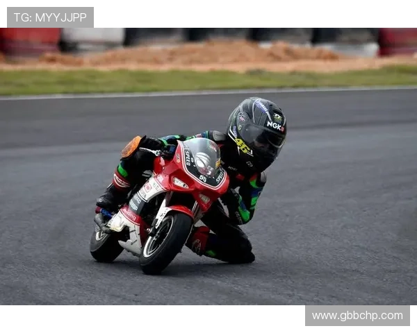 摩托GP赛季回顾：冠军争夺战激烈 赛道风云变幻