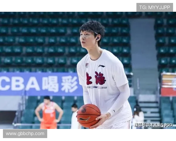 中国男篮力克强敌晋级世界杯八强 王哲林表现出色助队逆袭