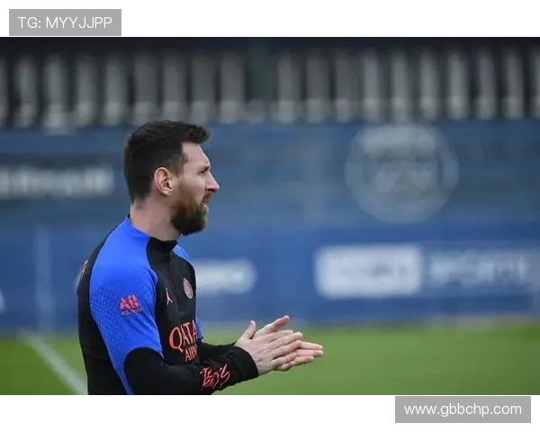 梅西宣布离开巴黎圣日耳曼 重返巴萨引发球迷热议 梅西宣布离开巴黎圣日耳曼 重返巴萨引发球迷热议